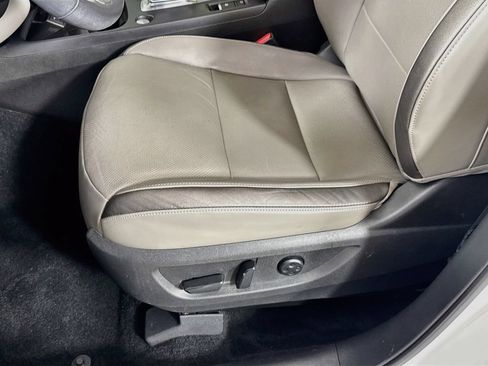 Certified 2023 INFINITI QX50 Luxe FWD image 26