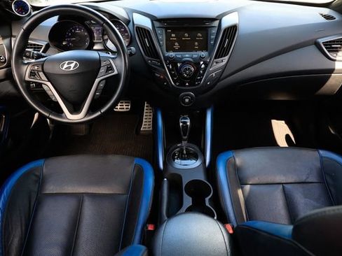 Used 2014 Hyundai Veloster Turbo image 2
