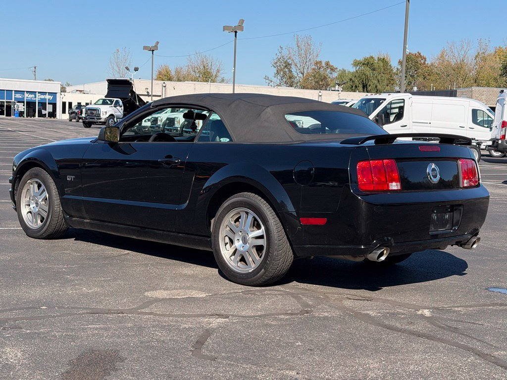 Used 2005 Ford Mustang GT Premium RWD image 8