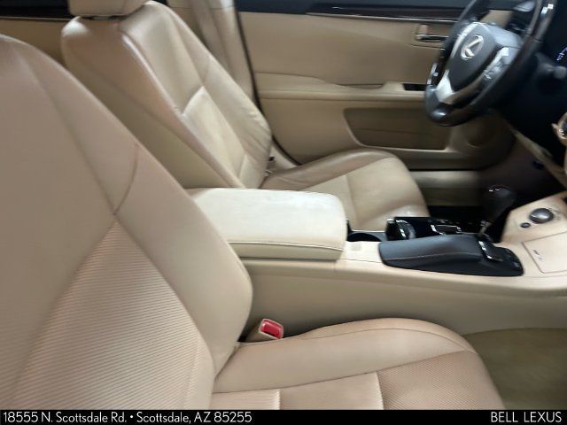 Used 2014 Lexus ES 350 w/ Luxury Package FWD image 12