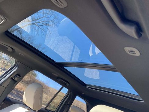 New 2026 Jeep Grand Cherokee Limited w/ Luxury Tech Group II image 21