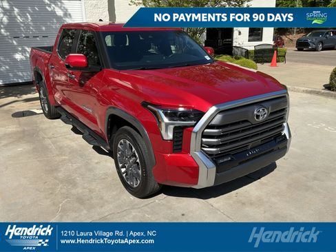 Used 2025 Toyota Tundra Limited AWD/4WD image 1
