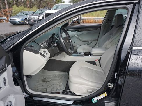 Used 2013 Cadillac CTS Luxury image 2
