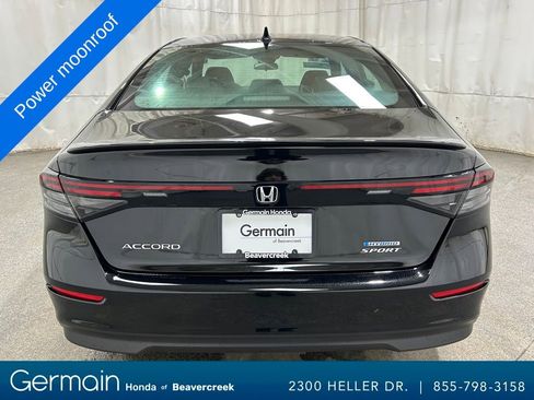 Used 2025 Honda Accord Sport image 8