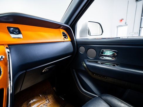 Used 2021 Rolls-Royce Cullinan image 49