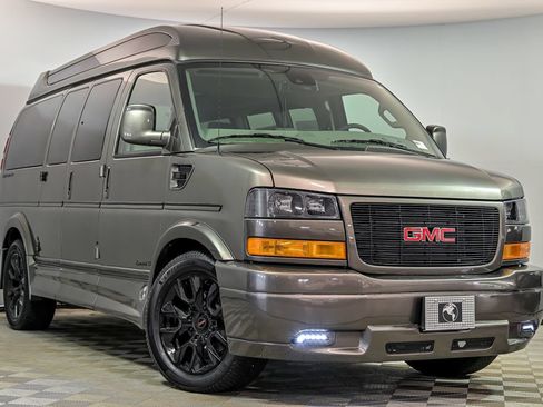 New 2026 GMC Savana 2500 w/ Driver Convenience Package RWD image 1