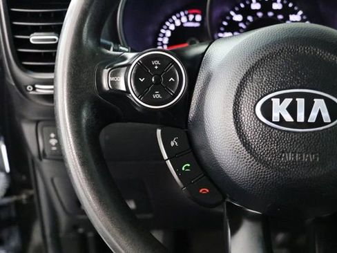 Used 2018 Kia Soul w/ Convenience Package FWD image 21