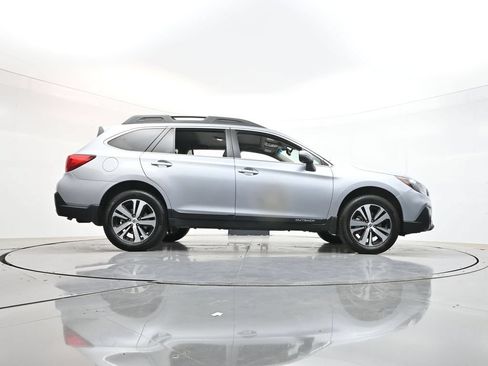 Used 2019 Subaru Outback 3.6R Limited w/ Popular Package #2 AWD/4WD image 55