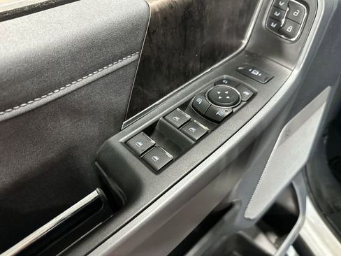 Used 2024 Ford F350 Lariat w/ Chrome Package AWD/4WD image 19
