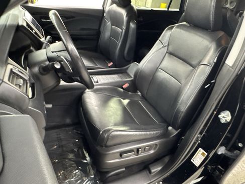 Used 2017 Honda Pilot Elite image 24