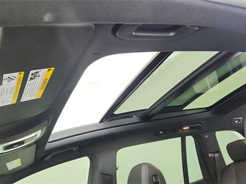 Used 2025 Mercedes-Benz GLS 450 4MATIC image 62