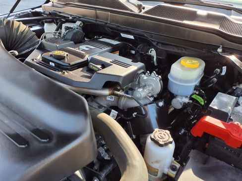 Used 2024 RAM 2500 Big Horn image 11