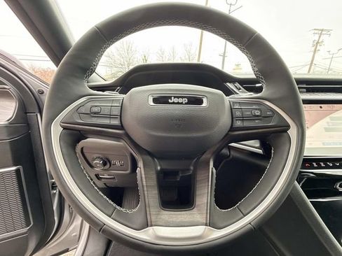 New 2026 Jeep Grand Cherokee Limited AWD/4WD image 30