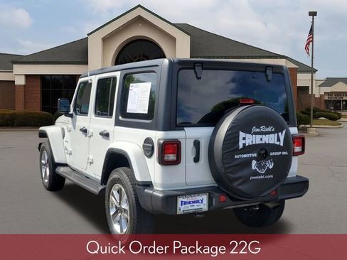 Used 2022 Jeep Wrangler Unlimited Sahara AWD/4WD image 3