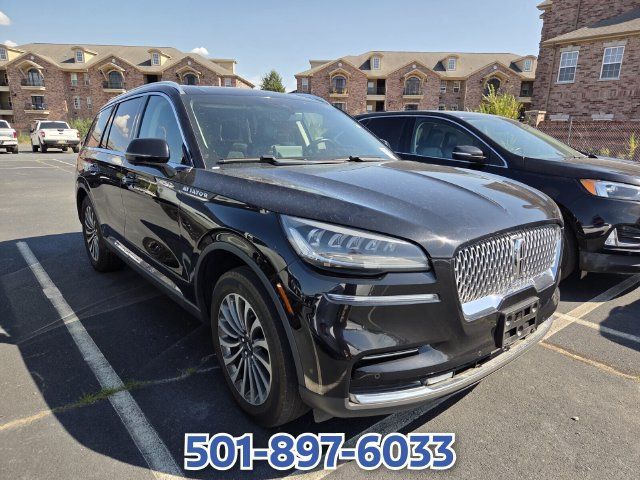 Used 2024 Lincoln Aviator Reserve RWD image 3