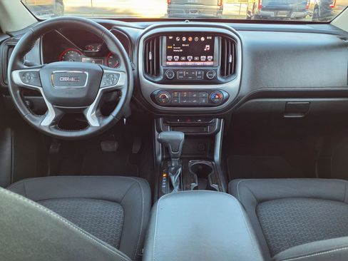 Used 2016 GMC Canyon SLE w/ SLE Convenience Package image 9