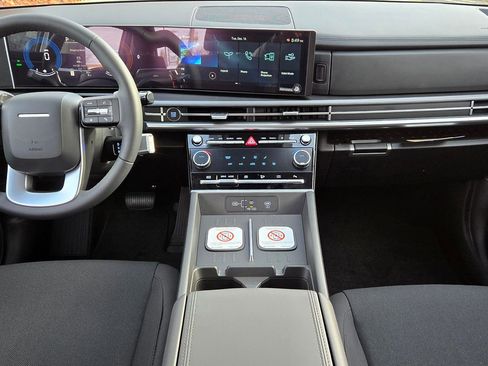 New 2026 Hyundai Santa Fe SE image 11