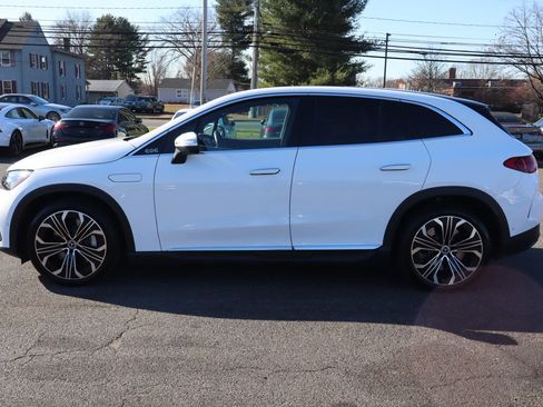 Used 2023 Mercedes-Benz EQE 350+ 4MATIC SUV w/ Exclusive Trim Package image 8