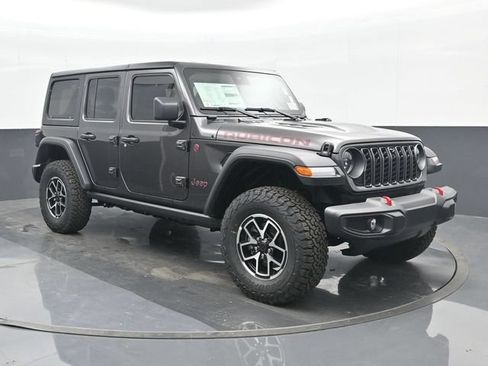 Used 2024 Jeep Wrangler Unlimited Rubicon w/ Technology Group AWD/4WD image 22