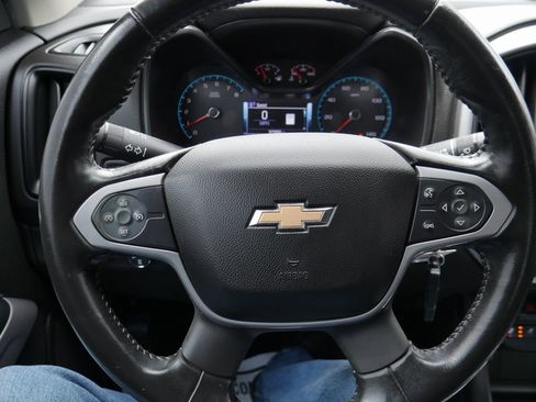 Used 2018 Chevrolet Colorado LT w/ LT Convenience Package image 12