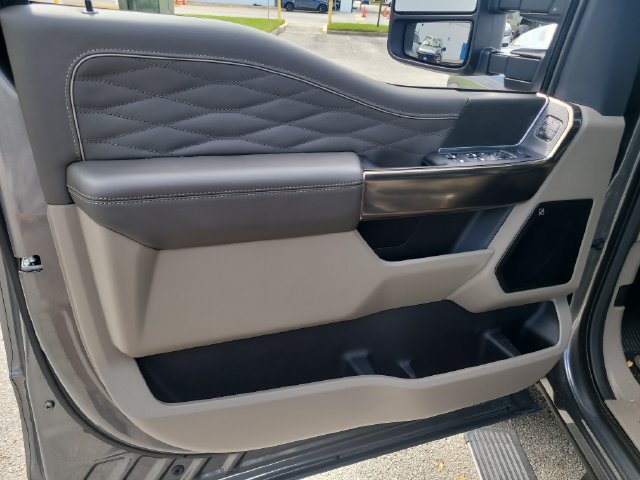 New 2026 Ford F250 Platinum w/ Platinum Plus Package AWD/4WD image 17