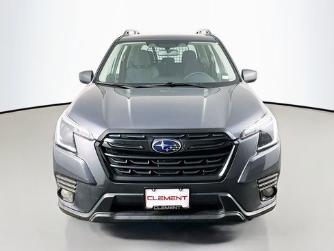 Used 2022 Subaru Forester Premium AWD/4WD image 3