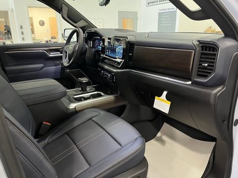 New 2026 Chevrolet Silverado 1500 High Country image 23