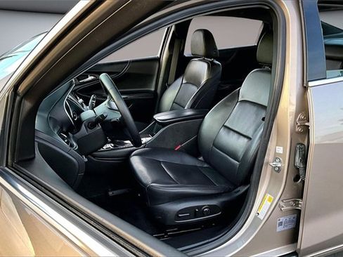 Used 2023 Chevrolet Malibu LT image 21