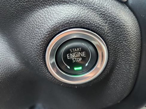 Used 2019 Chevrolet Silverado 1500 LTZ w/ Safety Package AWD/4WD image 8