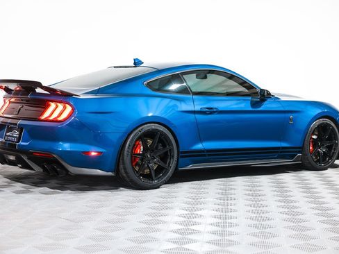 Used 2020 Ford Mustang Shelby GT500 w/ Technology Package RWD image 7