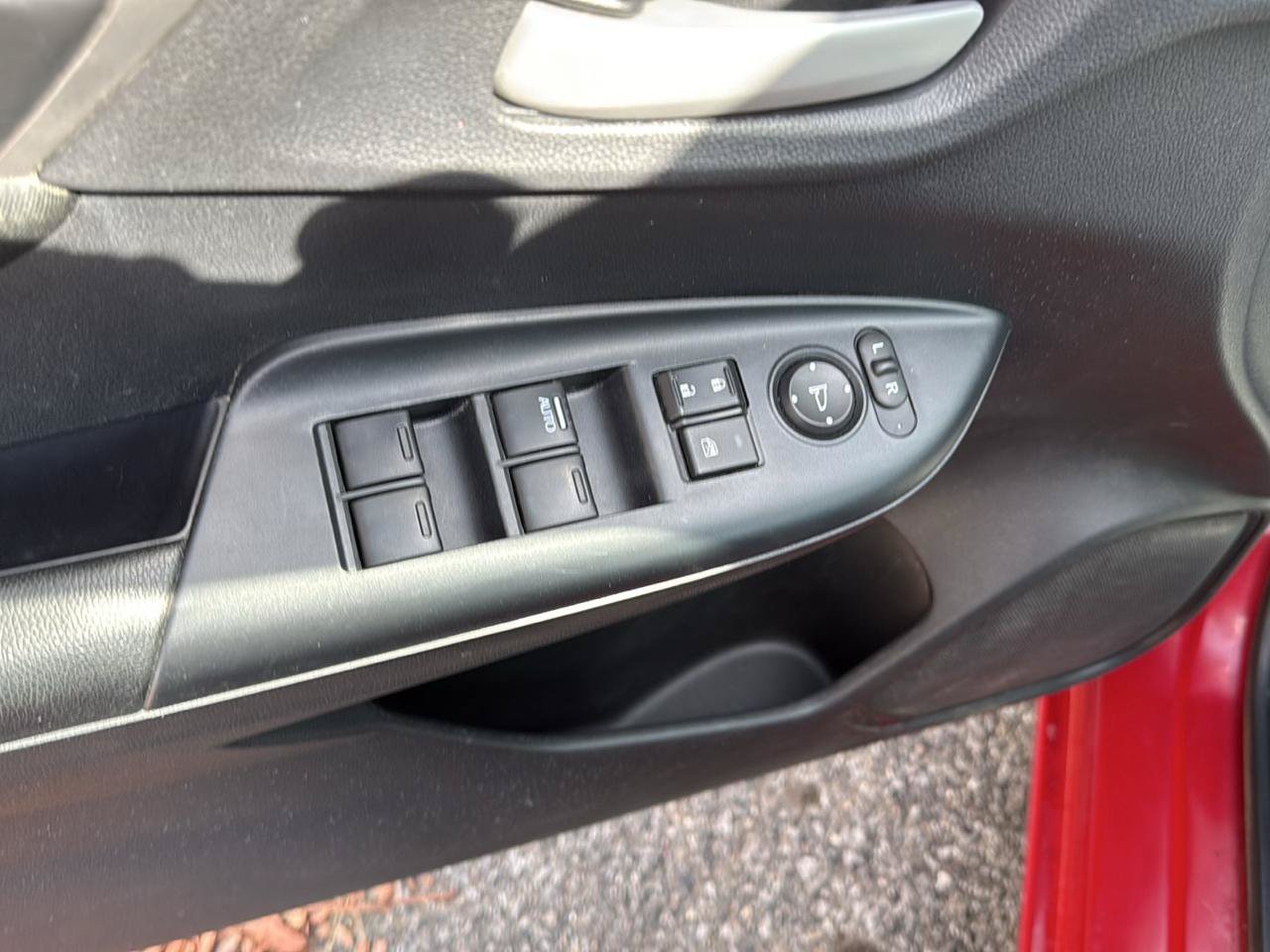 Used 2018 Honda Fit LX image 15
