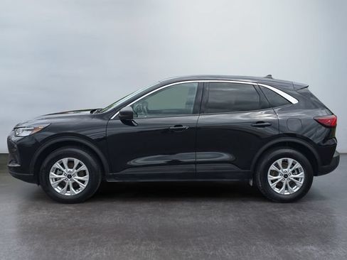 Certified 2024 Ford Escape Active AWD/4WD image 2