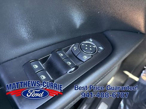 Used 2023 Lincoln Nautilus FWD w/ Premium Package image 24
