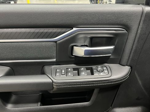 Used 2025 RAM 3500 Big Horn image 17