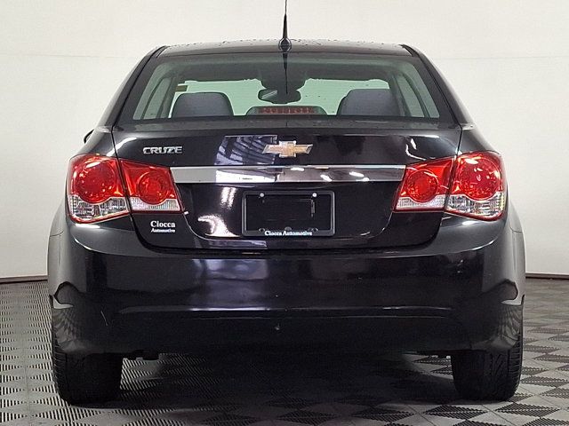 Used 2013 Chevrolet Cruze LS FWD image 7