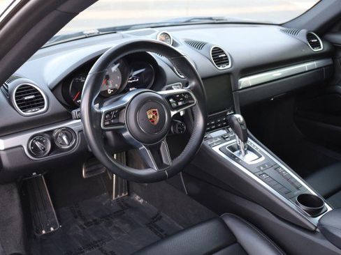 Used 2017 Porsche 718 Cayman S image 24