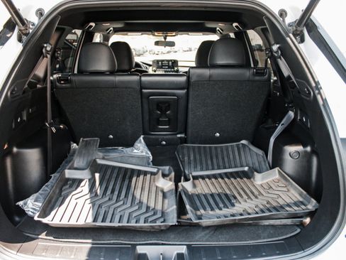 Used 2024 Mitsubishi Outlander SE Black Edition AWD/4WD image 25