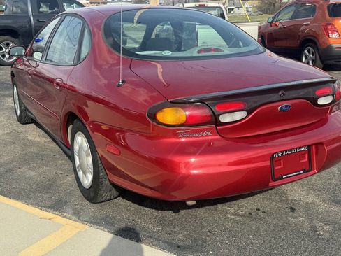 Used 1996 Ford Taurus GL image 9