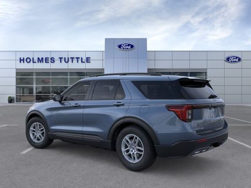 New 2026 Ford Explorer Active w/ Active Comfort Package RWD image 4