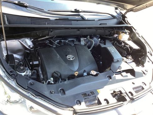 Used 2019 Toyota Highlander XLE image 20