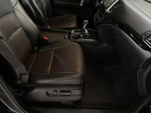 Used 2017 Honda Ridgeline Black Edition image 33