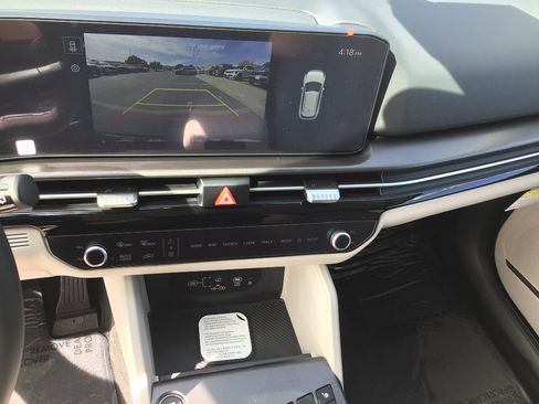 New 2026 Kia Sportage EX AWD/4WD image 13