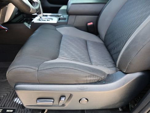 Used 2014 Toyota Tundra SR5 w/ SR5 Upgrade Package RWD image 28