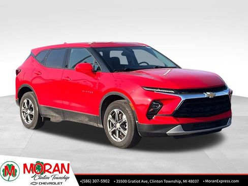 Used 2023 Chevrolet Blazer LT w/ Driver Confidence Package image 8