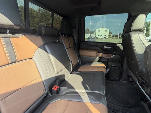 Used 2021 Chevrolet Silverado 2500 High Country w/ Z71 Off-Road Package AWD/4WD image 14