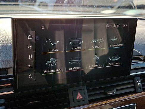 Used 2023 Audi A4 2.0T Premium w/ Convenience Package image 6