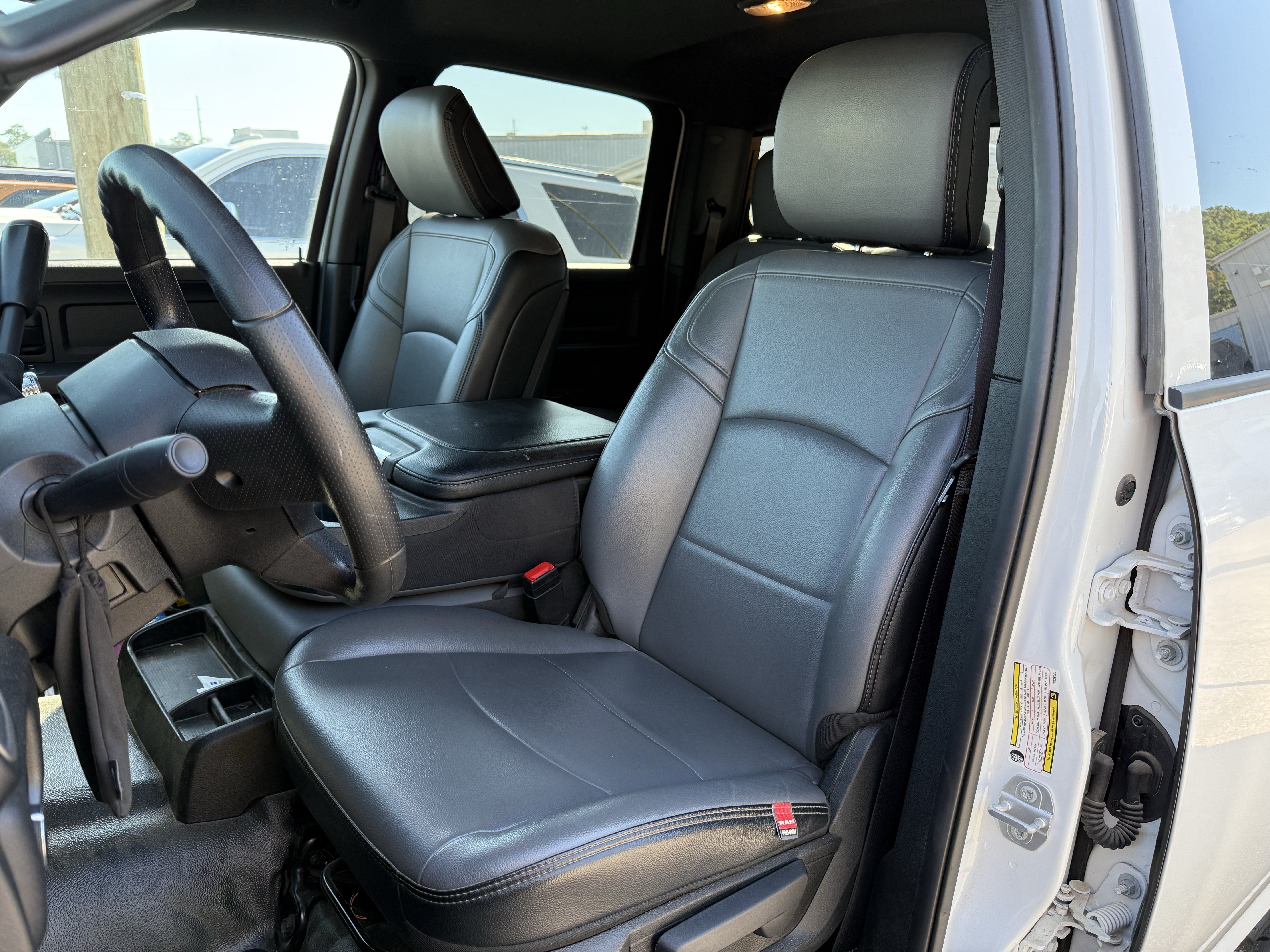 Used 2026 RAM 3500 Tradesman AWD/4WD image 7