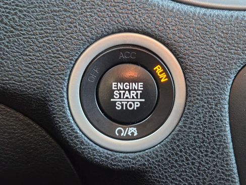 Used 2023 Dodge Charger SXT AWD/4WD image 33