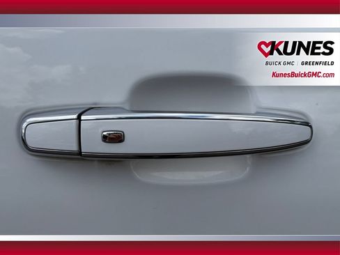 Used 2023 GMC Acadia Denali FWD image 41