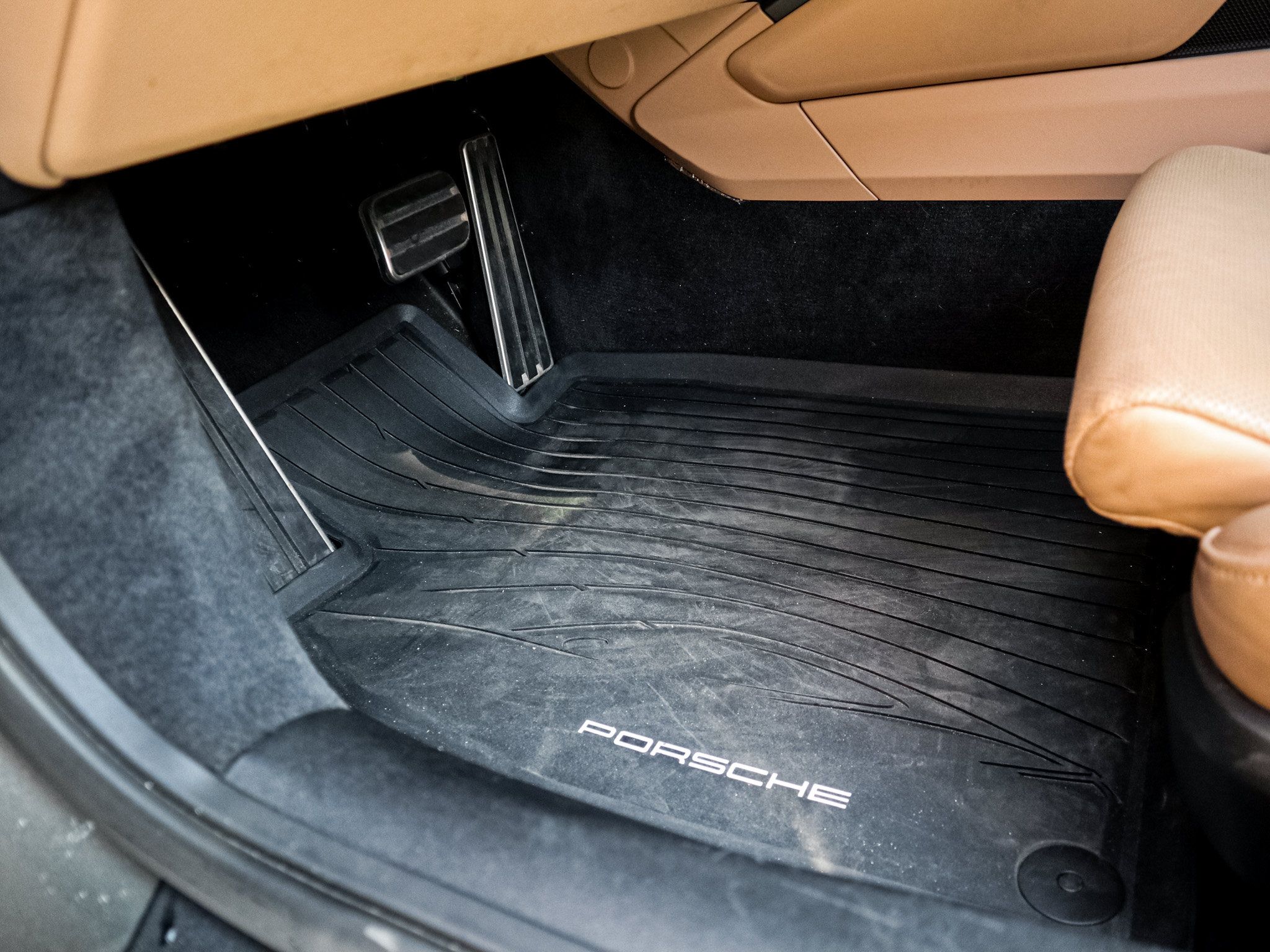 Used 2021 Porsche 911 Carrera S RWD image 17